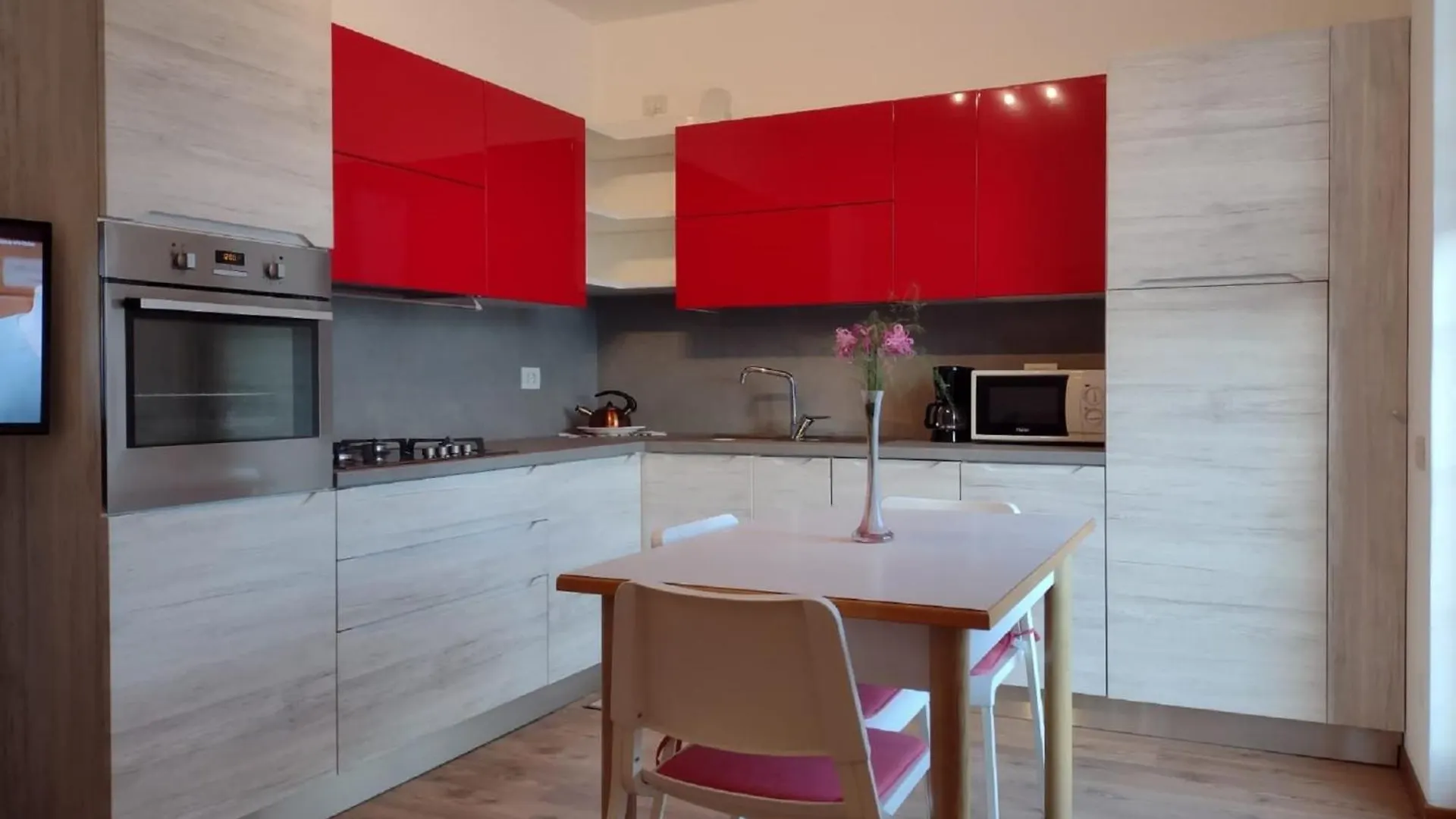 Wonderful Flat With Swimming Pool Lift And Garden Lägenhet Gravedona 0*,