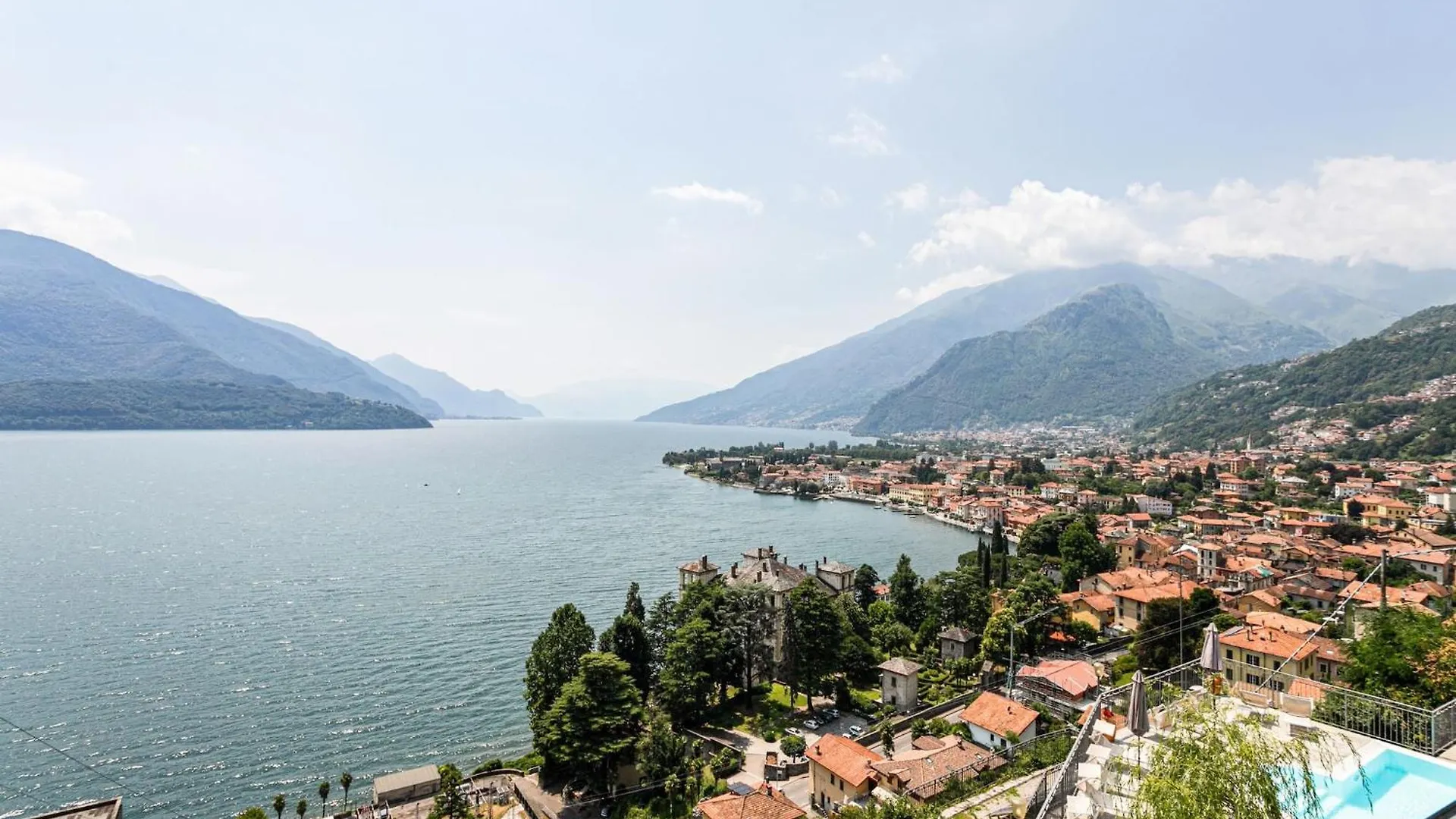 Wonderful Flat With Swimming Pool Lift And Garden Lägenhet Gravedona