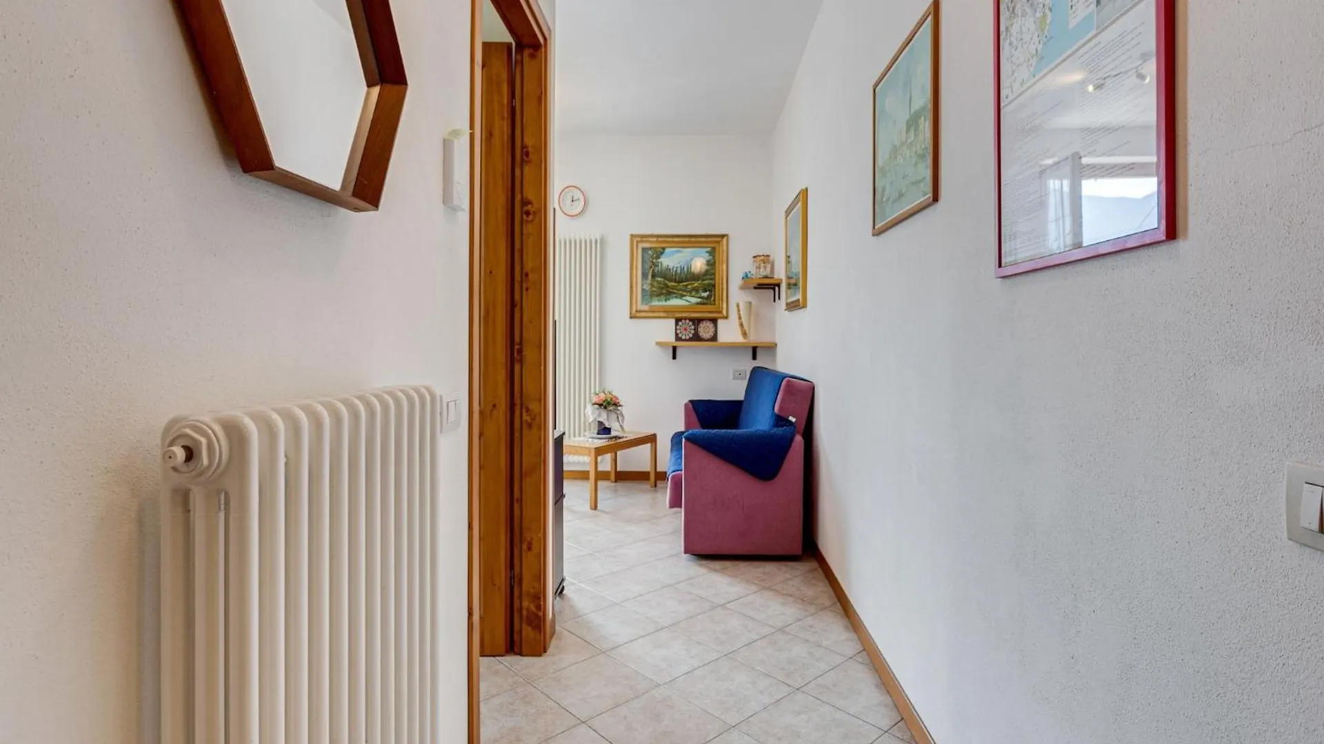 Wonderful Flat With Swimming Pool Lift And Garden Appartement Gravedona