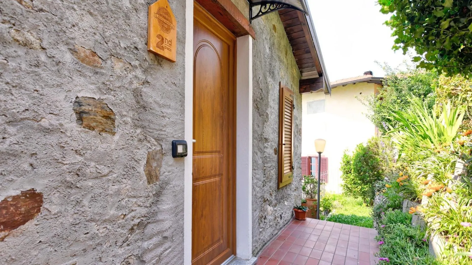 Wonderful Flat With Swimming Pool Lift And Garden Appartement Gravedona 0*,  Italië